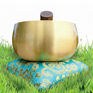 Tibetan Singing Bowl Set, 6-Inch Handcrafted for Sound Healing – The BeMindful Bowl™